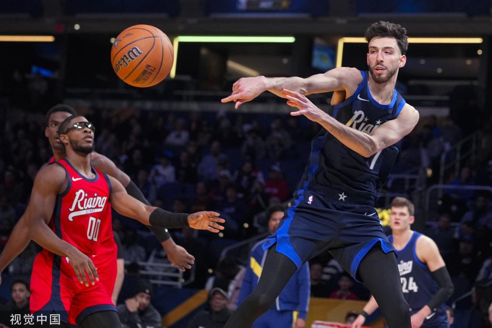 湖人遭绝杀，117-119惜败，排名第4，灰熊失利，喜忧交织.