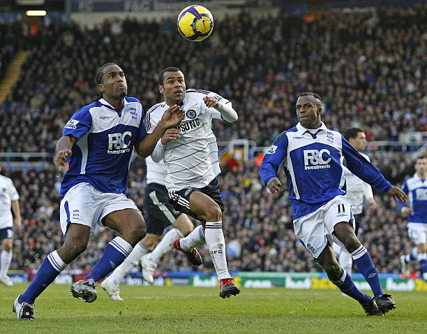 特裏：貝尼特斯試圖讓我離開切爾西，但穆帥蒞臨仍信任我！.