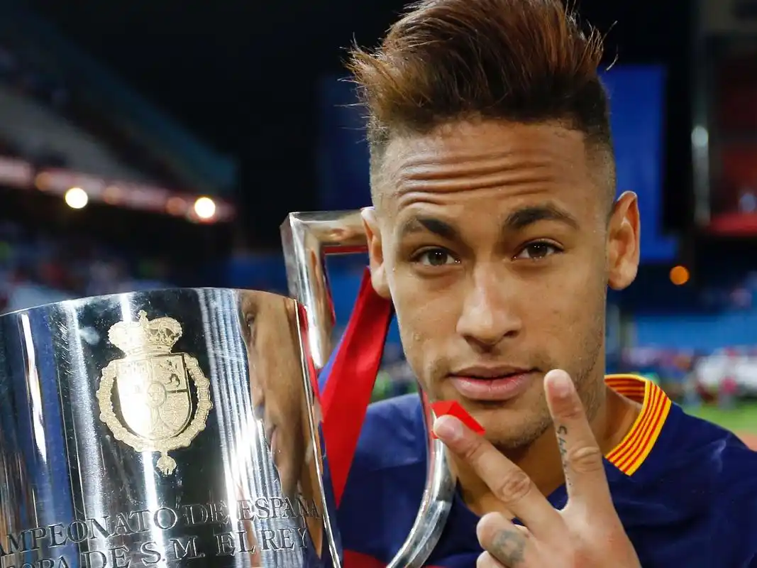 持强大的创 持强大的创