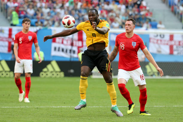 借出色的发 借出色的发